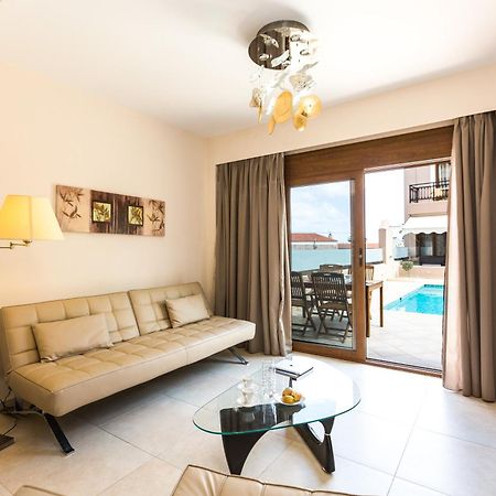 Pantheon Villas & Suites Vliháda Szoba fotó